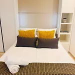 New Studio, Patio, Steps From La Croisette
