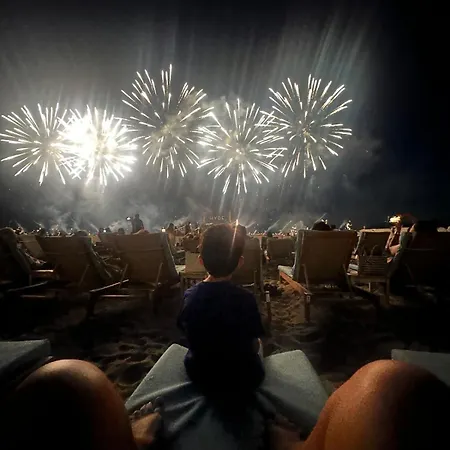 New Studio, Patio, Steps From La Croisette * カンヌ