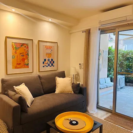 New Studio, Patio, Steps From La Croisette Appartement Cannes