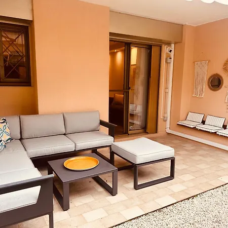 New Studio, Patio, Steps From La Croisette * Cannes