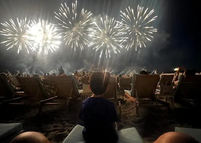 New Studio, Patio, Steps From La Croisette * קאן