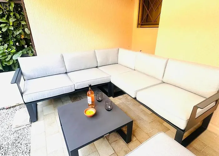 New Studio, Patio, Steps From La Croisette דירה