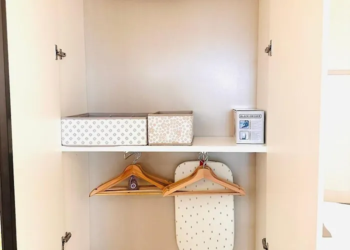 New Studio, Patio, Steps From La Croisette דירה *